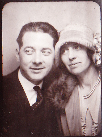 photobooth lady and gent